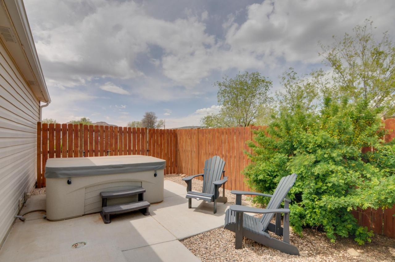 エスカランテ Utah Retreat - Hot Tub, Deck And Near National Parksヴィラ エクステリア 写真