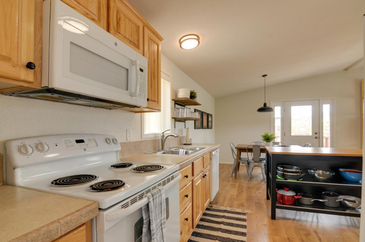 エスカランテ Utah Retreat - Hot Tub, Deck And Near National Parksヴィラ エクステリア 写真