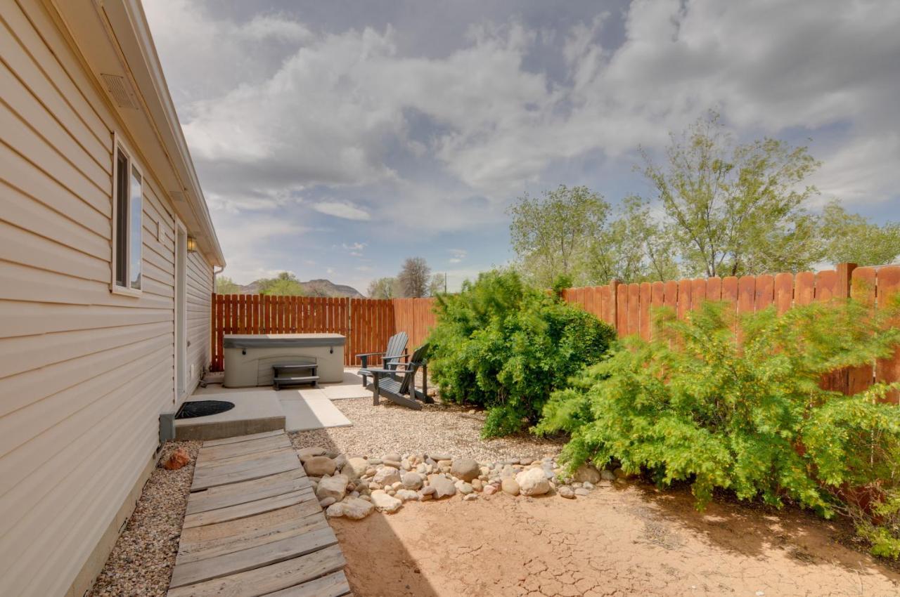 エスカランテ Utah Retreat - Hot Tub, Deck And Near National Parksヴィラ エクステリア 写真